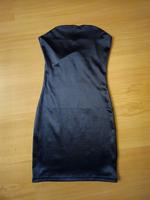 Enges schwarzes Kleid Hessen - Nieste Vorschau