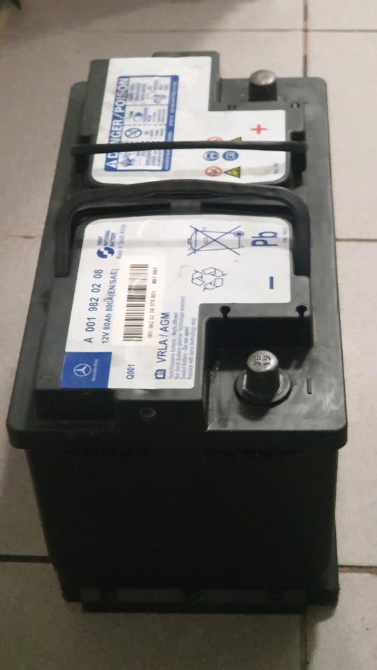 Verkaufe mehrere Batterien 22,  60 und 90 Ampere in Stuttgart