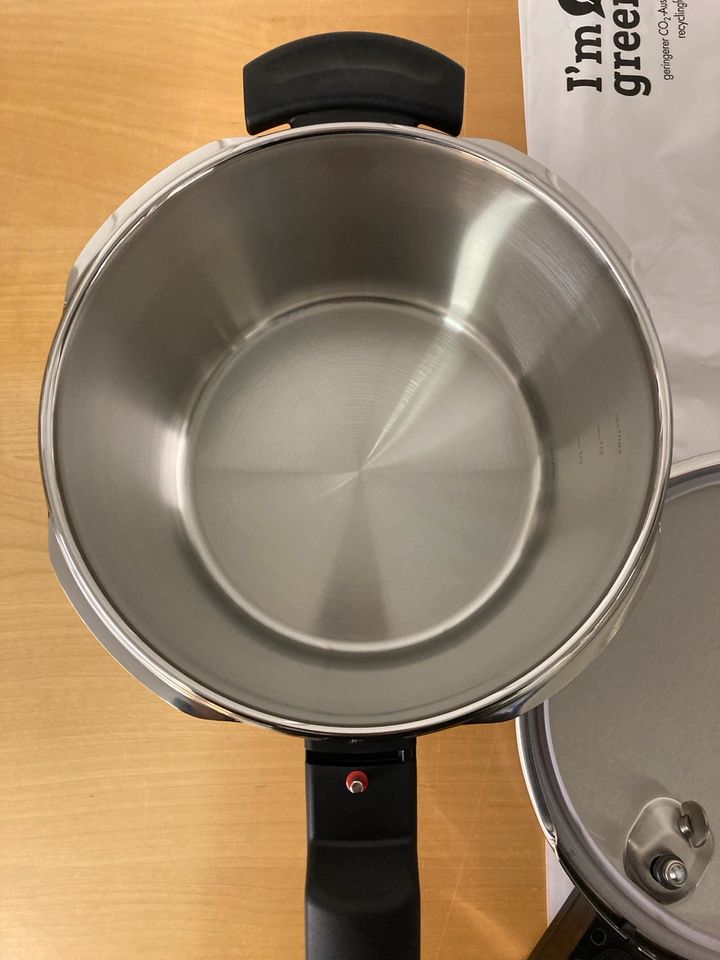 Fissler Vitaquick Premium Neu Schnellkochtopf 8 Liter 26 cm. in Kaiserslautern