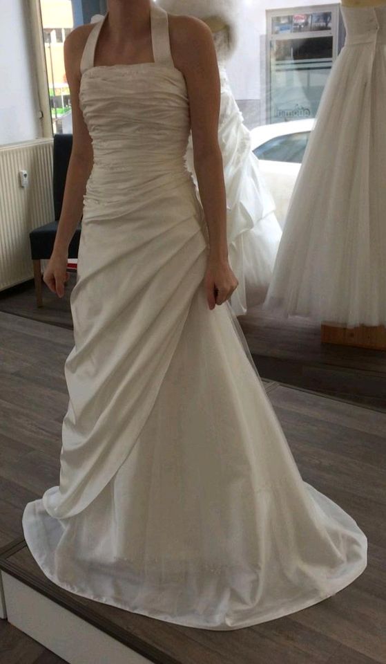 Ungetragenes Brautkleid Größe 36 in Lengenfeld Vogtland