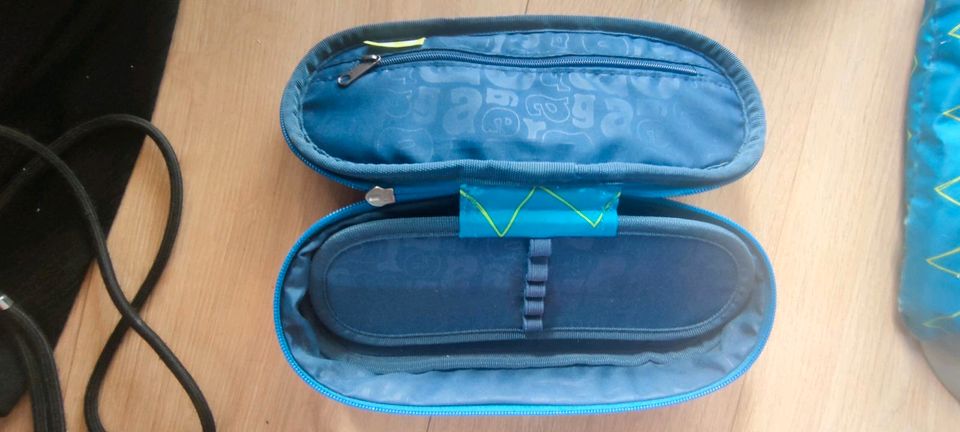 Ergobag Schulranzen/ Schulrucksack blau Fußball guter Zustand in Schulzendorf bei Eichwalde