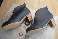 Damenschuhe Stiefeletten in schwarz, Gr. 42, Neu! Hessen - Siegbach Vorschau