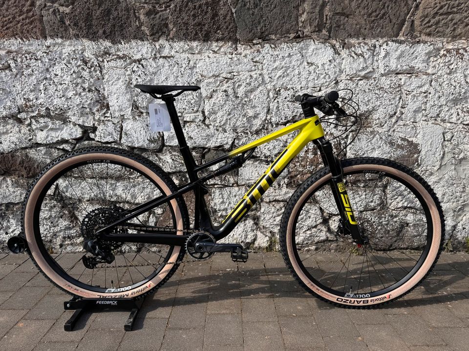 40 % - BMC Fourstroke 01 Two MTB, Gr. M, Acid Xellow & Carbon in Staufenberg