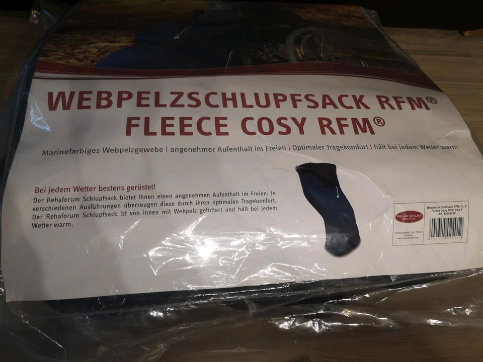 Neuer Webpelz Schlupfsack RFM Gr.5 für Rollstuhl in Kevelaer