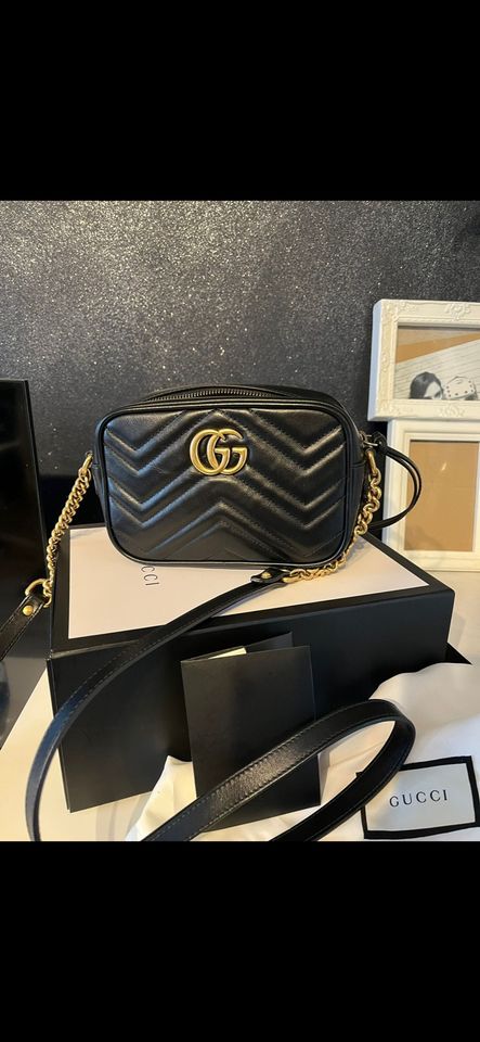 Gucci Marmont Mini Bag in Bexbach