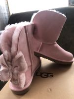 UGG kids classic mini II cuffed bow, Gr.36 ,NEU Baden-Württemberg - Seebach Vorschau