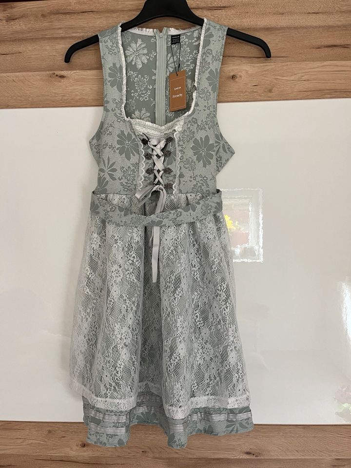 Neues Dirndl M mintgrün in Wallmerod