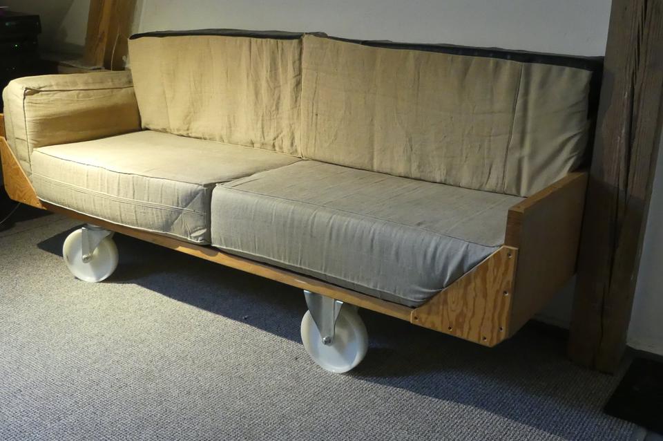 4x Schwerlastrollen mit Sofa Couch 200cm, auf 37mm Quer Sperrholz in Kiel