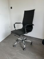 Eames Bürostuhl EA 119 Replica Schwarz Kunstleder mit Rollen Hessen - Großenlüder Vorschau