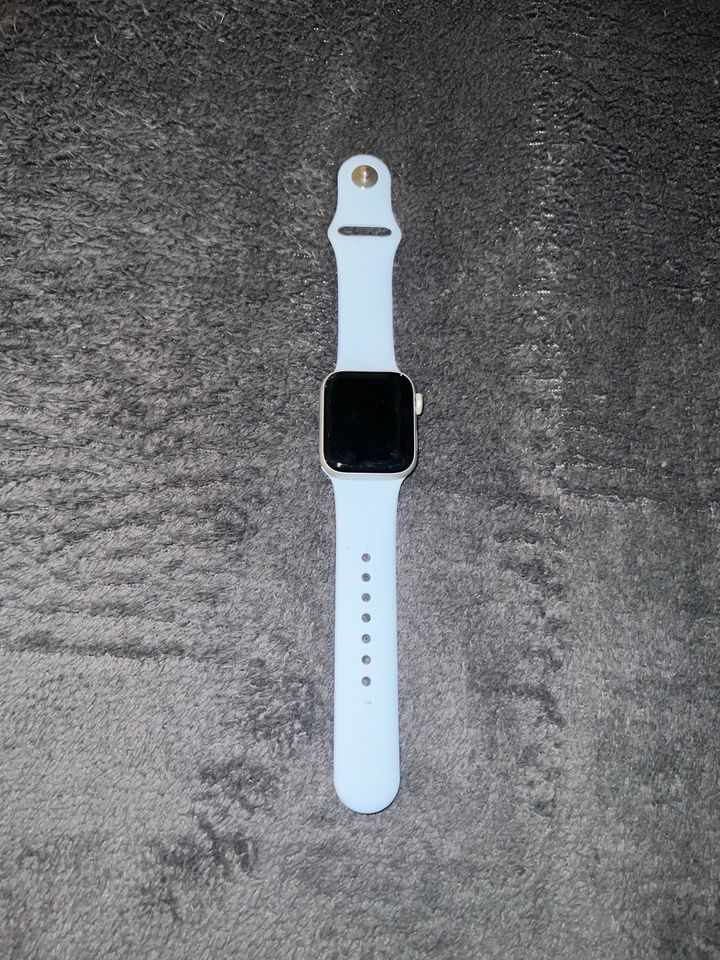 Apple Watch SE 40mm in Wandlitz