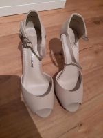 Schuhe  Pumps Highheels beige neu Schleswig-Holstein - Hollingstedt Vorschau