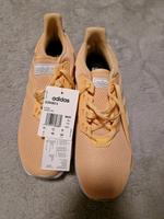 neue adidas Sneaker gr. 39,5 mit etikett Nordrhein-Westfalen - Rheinberg Vorschau