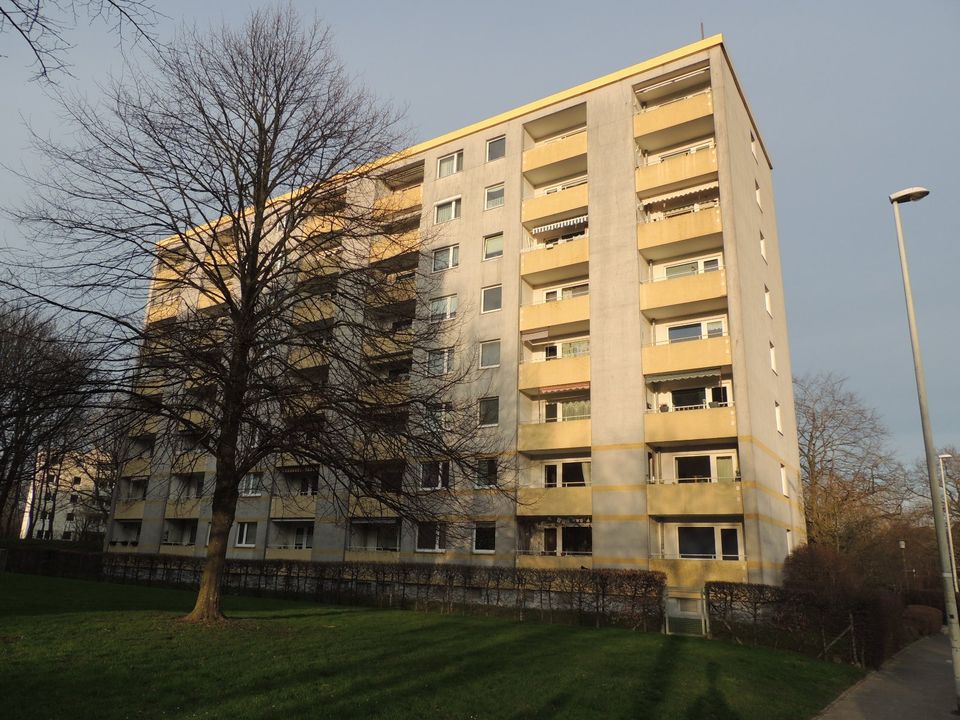 Gemütliche 1 Zimmerwohnung mit Balkon in 24159 Kiel zu verkaufen! in Kiel