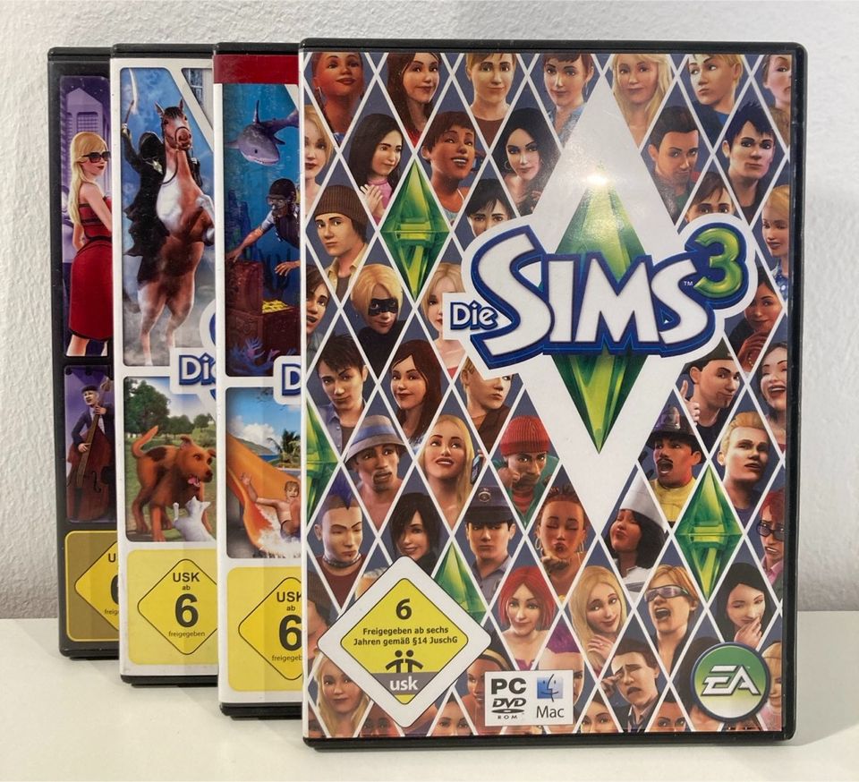 Sims 3 für den PC & 3 Erweiterungen in Hamburg