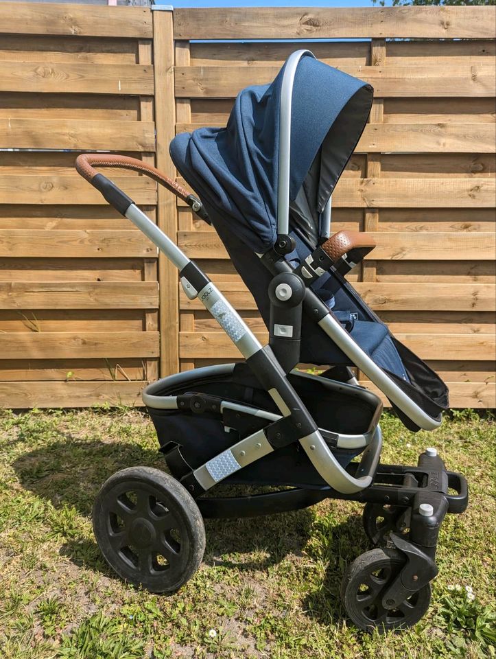 Kinderwagen blau Paketpreis in Brandis