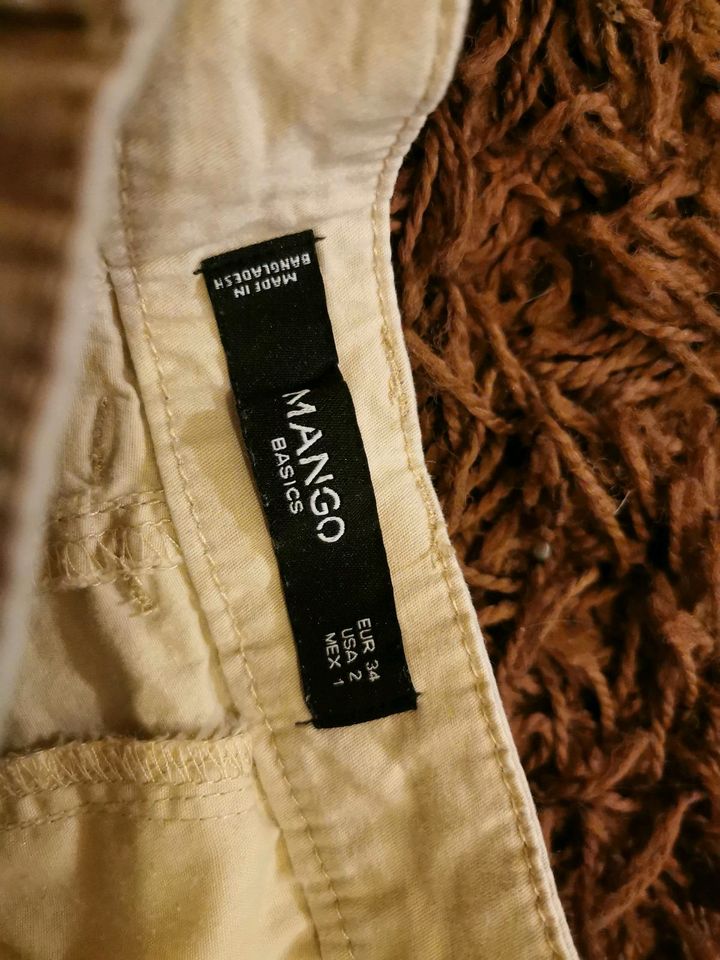 Damen Shorts Gr. 34 beige von Mango in Bothel Kreis Rotenburg, Wümme