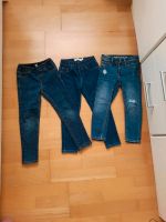 Jeans Hose H&M 98 und Zara 110 Pullis Gr.98, Pyjamas Elsa 98 Baden-Württemberg - Schwetzingen Vorschau