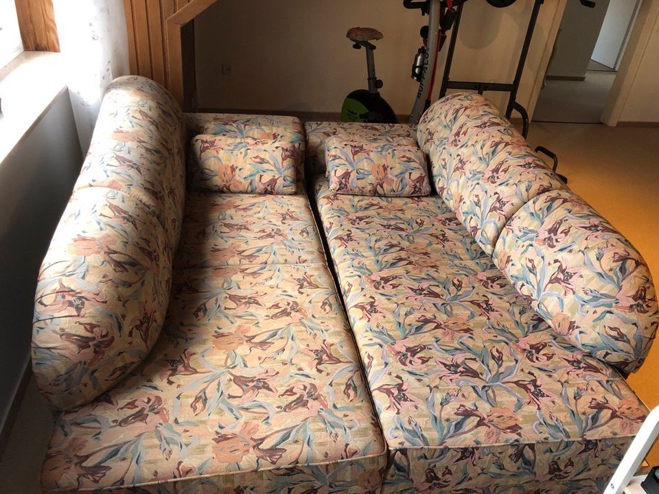 2x Polstergarnitur Sofa Couch Schlaffunktion Bettkasten in Bremen