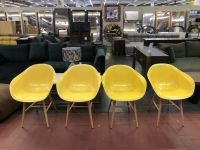 Stuhl Stühle Set 4 Set Schallenstühle Gelb Holzgestell statt 796€ Neustadt - Hohentor Vorschau