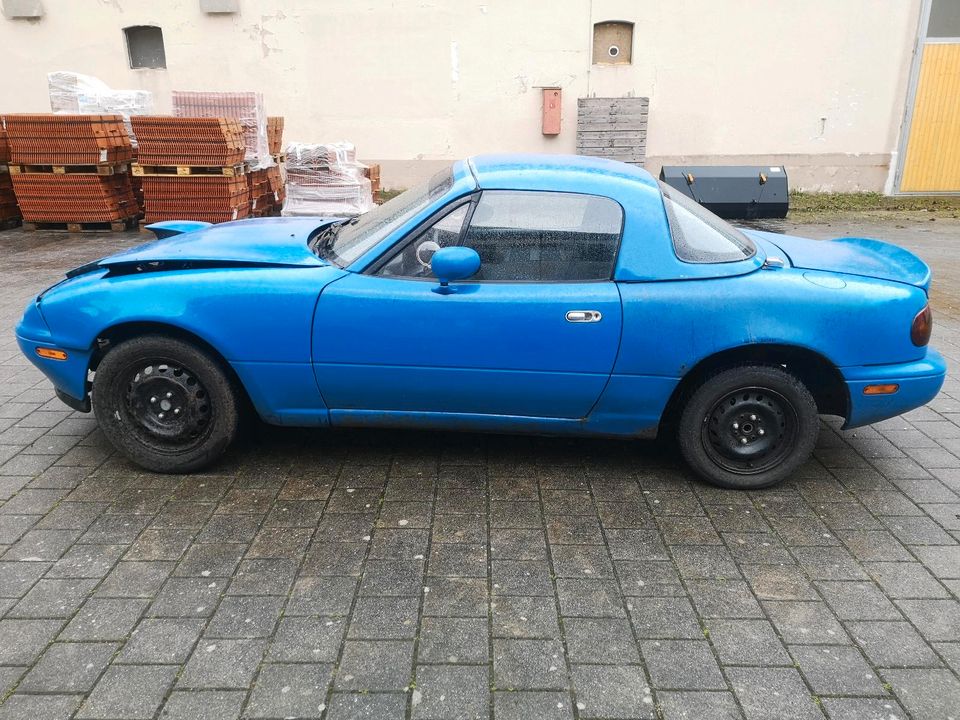 Mazda MX5 NA Unfallschaden Projekt in Nürnberg (Mittelfr)