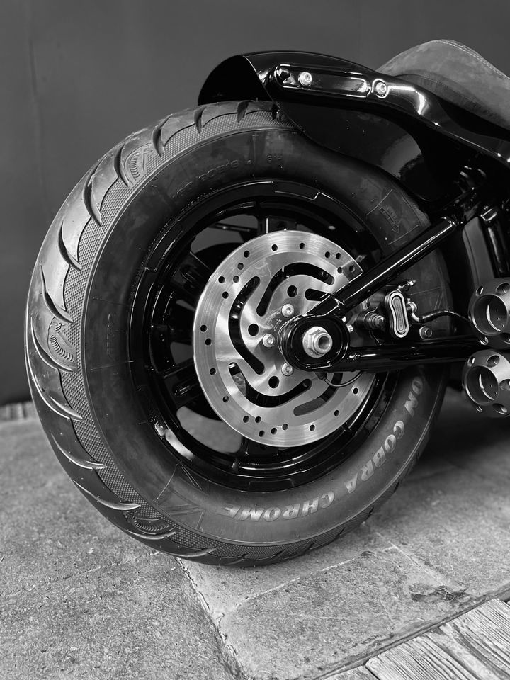 Short Heck Umbau Harley Street Bob FXBB in Gersfeld