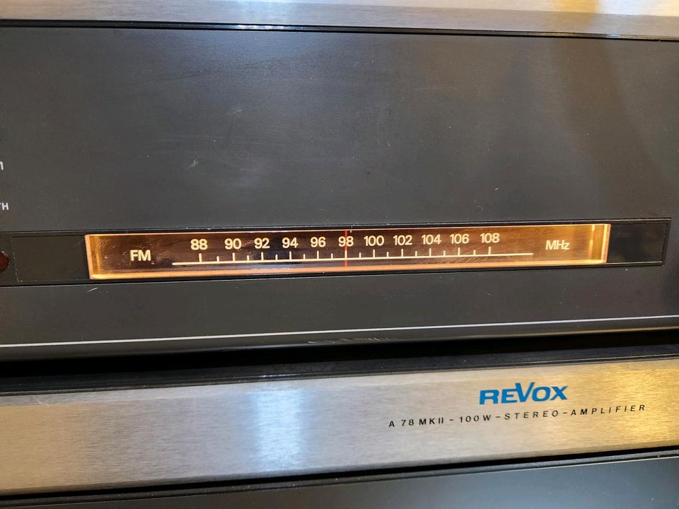 REVOX ( Rack ) in Bonn