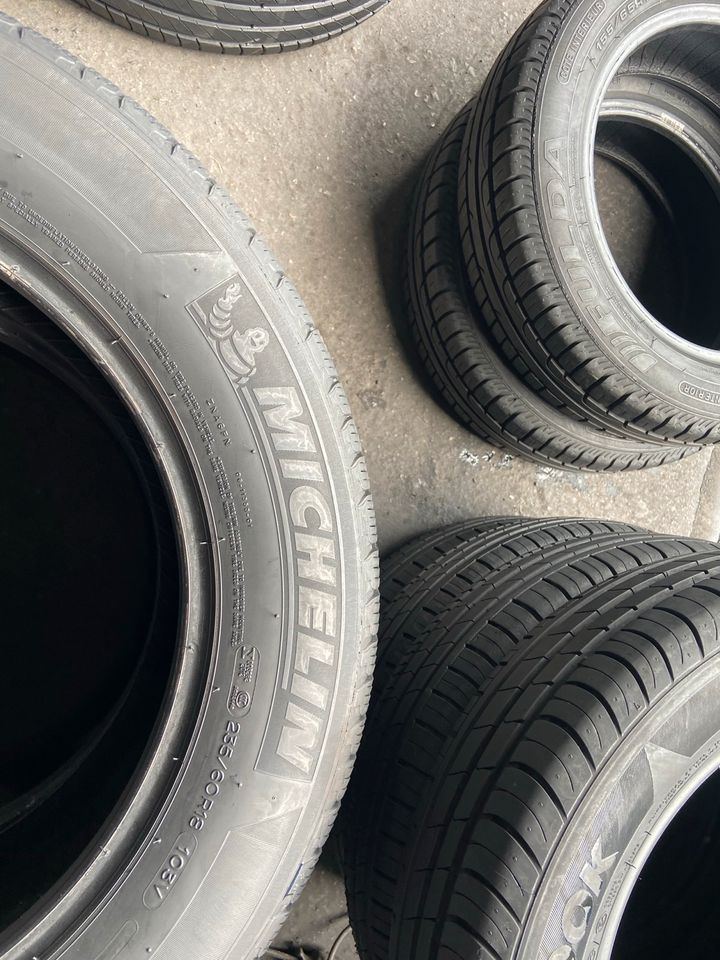 2x Sommerreifen 235/60R18 103V 7 mm Profile in Gladbeck