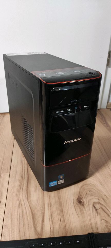 Desktop PC I7 2600 in Villingen-Schwenningen