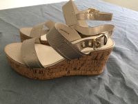 Esprit Damen Sandalen mit Keilabsatz Gold/ beige Gr.: 40 Baden-Württemberg - Konstanz Vorschau