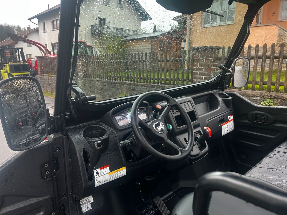 Kioti K9 Neumaschine sofort verfügbar UTV Traktor in Regen