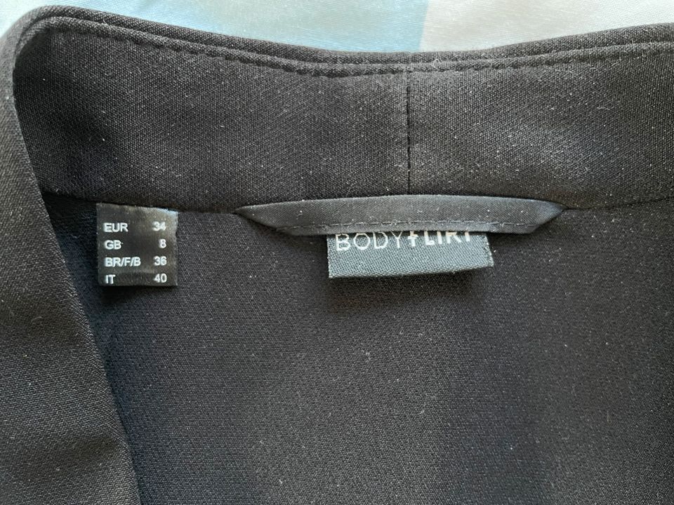 Mädchen/Damen Konfirmationsanzug Blazer und Hose Gr.34 in Bad Salzuflen