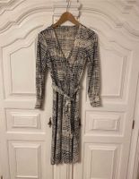 H&M Langarm Kleid, schwarz weiß, xs 34 mit Gürtel Nordrhein-Westfalen - Bocholt Vorschau