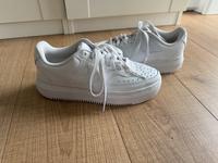 Nike Court Vision Sneaker weiß Gr. 39 Niedersachsen - Wolfsburg Vorschau