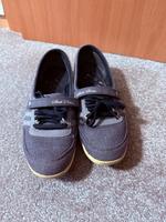 Adidas Concord Round Ballerina Serie Größe 41 1/3 Jeansblau Sachsen - Seidnitz Vorschau