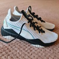 Puma Sportschuhe / Laufschuhe (Neuwertig) gr. 38 Baden-Württemberg - Schorndorf Vorschau
