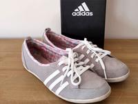 Adidas Neo Ballerina flache OrthoLite Turnschuhe 39 1/3 Grau Sachsen - Chemnitz Vorschau