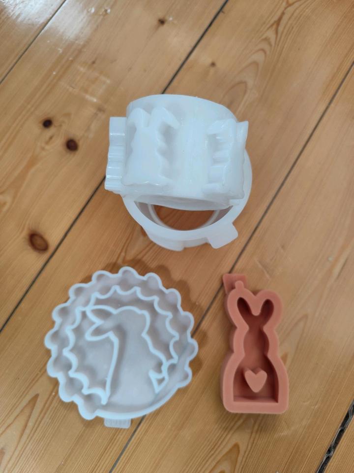Silikonform Gießform Tommy Moulds Ostern Osterkranz Osterhase in Oberndorf am Neckar