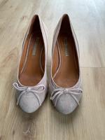 Pumps Damenschuhe mit Keilabsatz Gr.39 rosa von Buffalo London Hessen - Niestetal Vorschau
