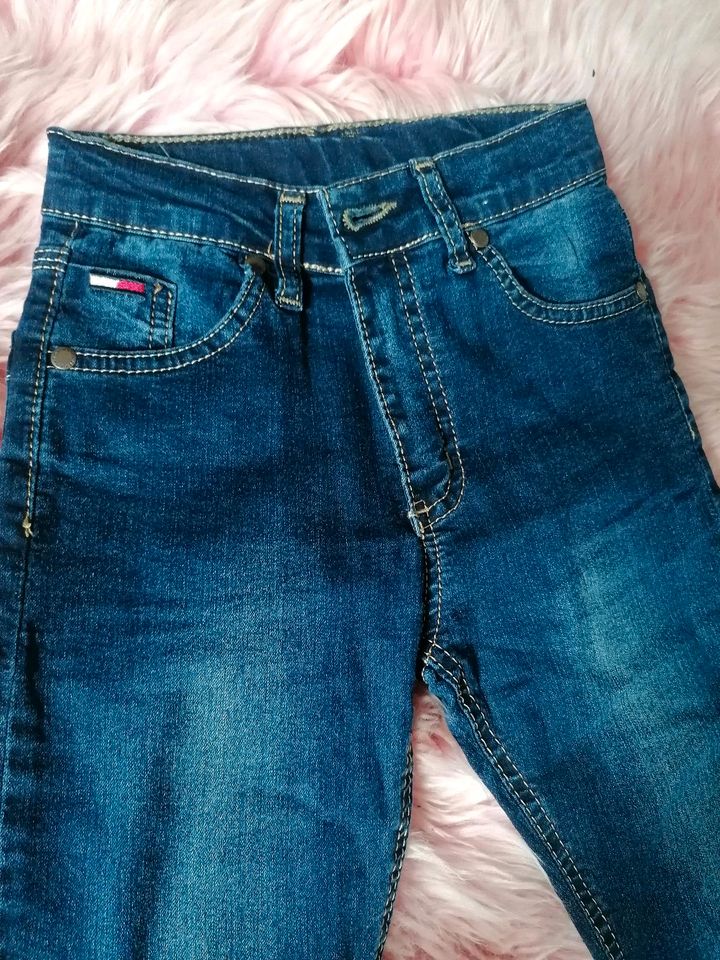 Blaue Jeanshose 128 Tommy Hilfiger Kinderhose Kinderjeans in Bochum