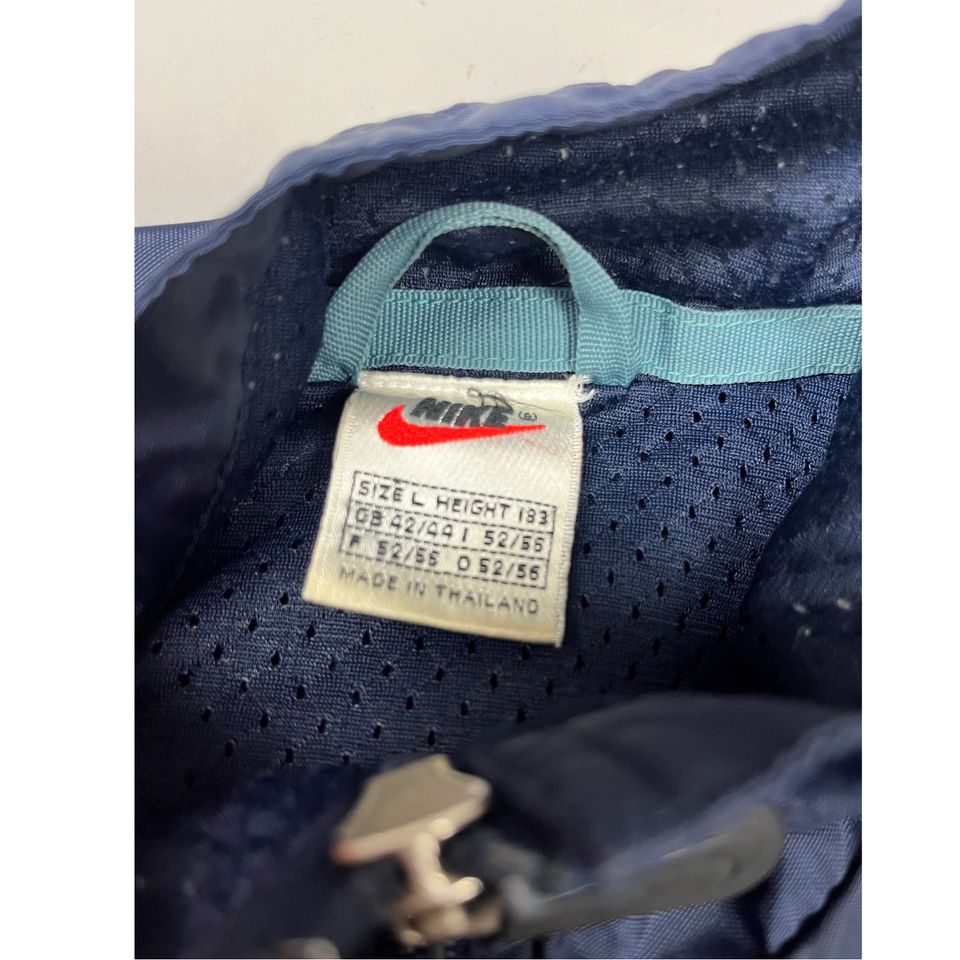 Nike Vintage Jacke Blau Größe L in Hohenpeißenberg