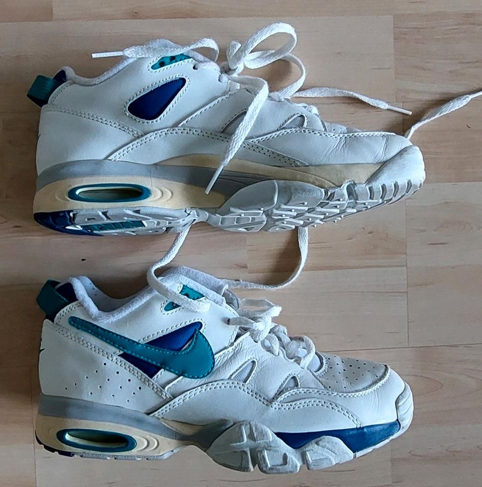 Nike Air 90er Jahre, Größe 38, Retro in Seelze