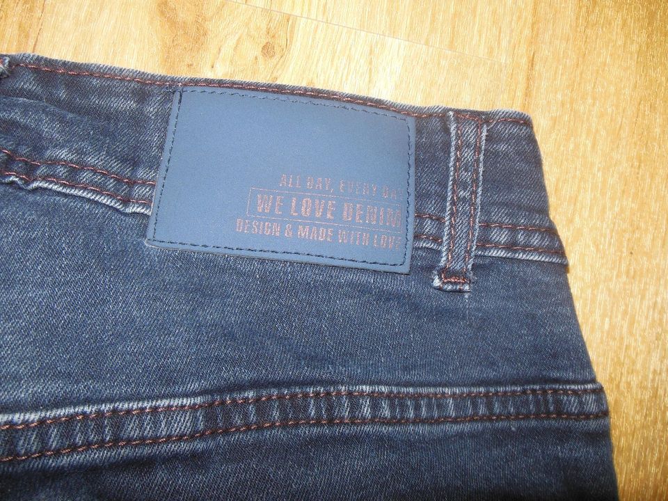 Jeans Cecil blau Größe 26 in Stuttgart