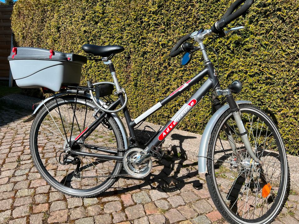 Trekking Active fahrrad Damen 28Zoll neuw. in Marienberg