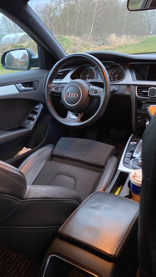 Audi A4 Avant 2,0TDI Automatik SLINE in Tespe