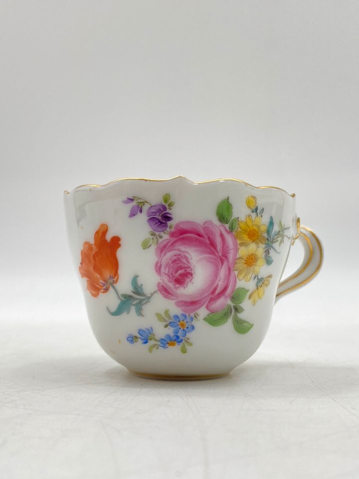 * MEISSEN MOKKA TASSE 68/35 ESPRESSOTASSE UNTERTASSE 132/88 BLUME in Berlin