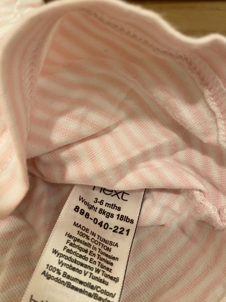 Süßes Langarmshirt von Next mit Hase, Gr. 3-6 Monate in Düsseldorf