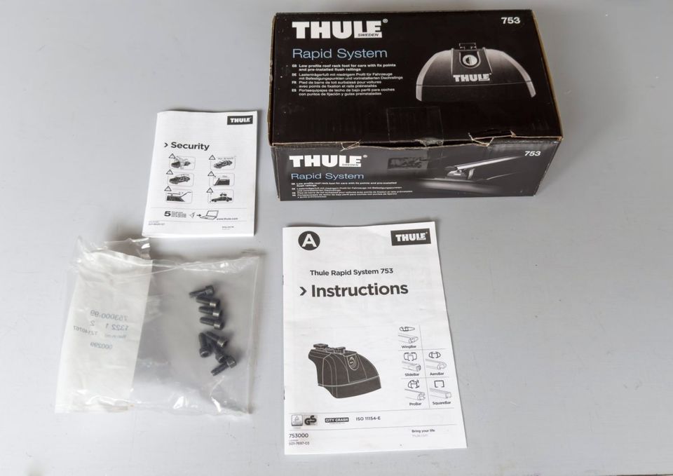 Thule Dachträger SquareBar Rapid System 753 für Volvo XC 60 in Kochel am See