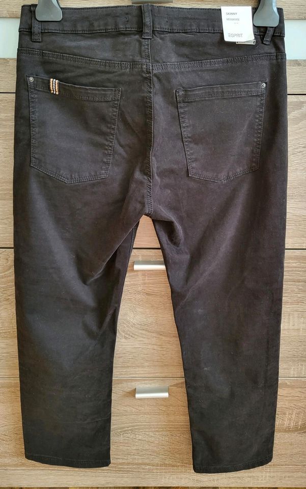 Neue 3/4 Skinny Hose von Esprit, Größe 38/L22 in Mittenaar