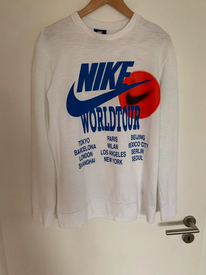 Nike Sportswear World Tour Long Sleeve White Royal Blue NEUWERTIG in Neubrandenburg