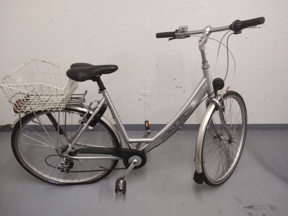 Velo de Ville, City Bike, 28‘‘, 8-Gang, silber in Köln